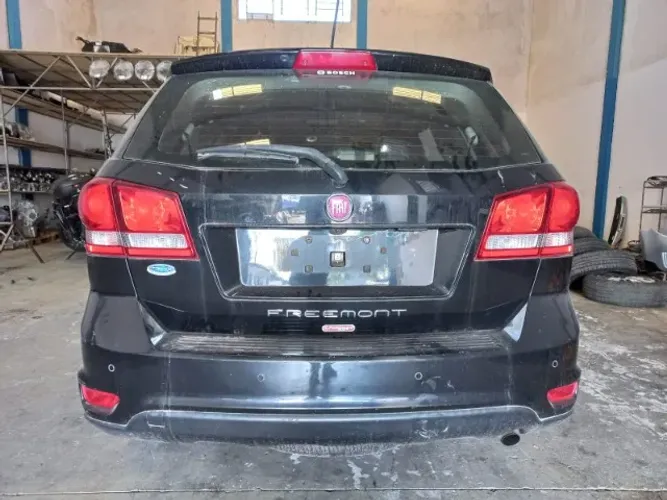 Sucata Fiat Freemont Prec at6 2013 - retirada de peças