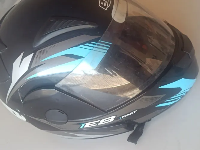 Capacete Robocop 