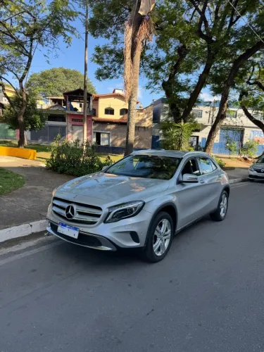 Mercedes-Benz GLA 200 Adv. 1.6/1.6 TB 16V Flex Aut. 2017