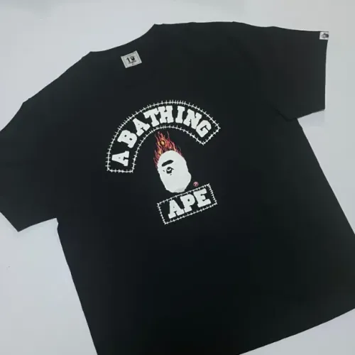 BAPE x Travis Scott - Camiseta Bathing Ape NYC (Rara)