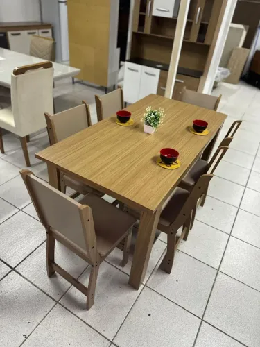 Mesa de jantar completa a pronta entrega