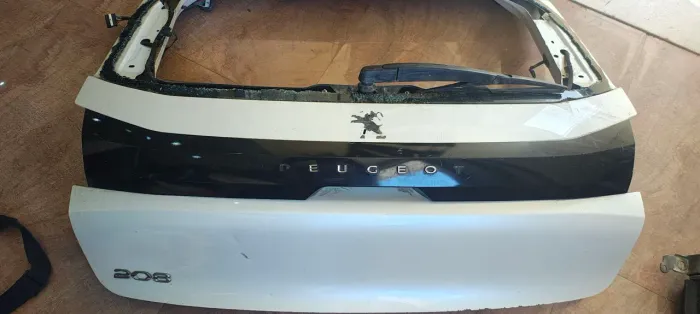 Tampa mala Peugeot 208 (retirado)