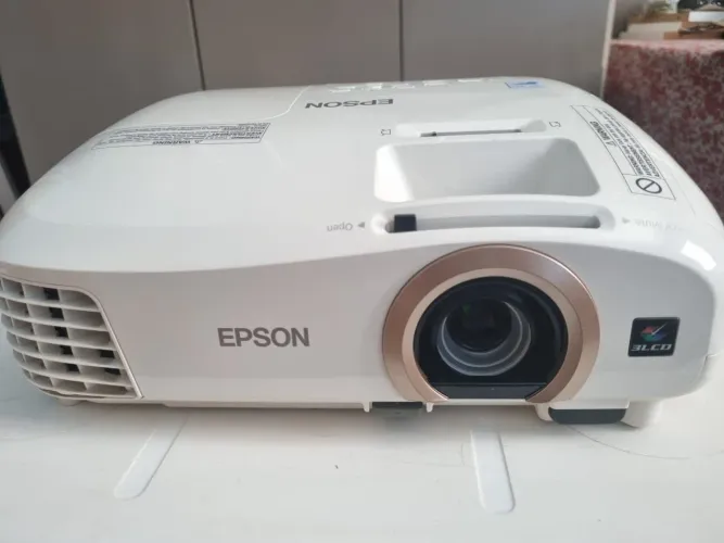 Projetor Epson Home Cinema 2045