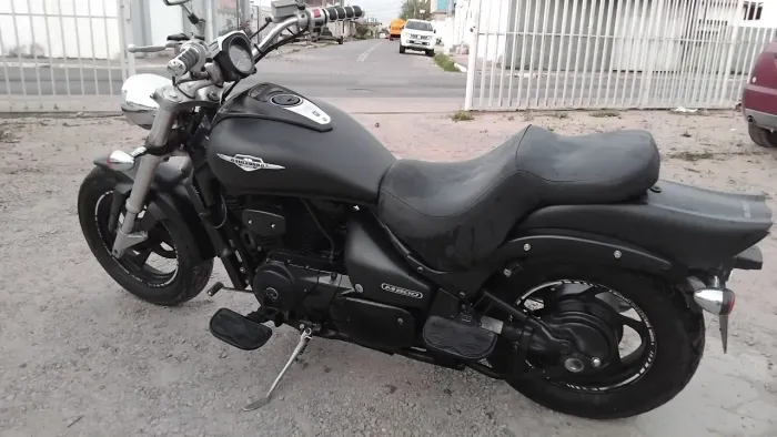 Vendo Boulevard M800 2007 em ótimo estado de conservação. 