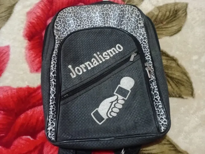 Mochila forte para jornalistas perfeito estado