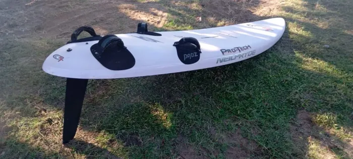 PRANCHA EQUIPMANETO DE WINDSURF