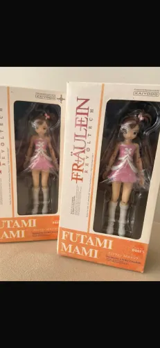 1 Boneca Fraulen FUTAMI MAMI - nova lacrada - 220,00 cada