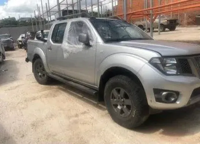 Caminhonete Nissan Frontier 4x2 2.5 190cv