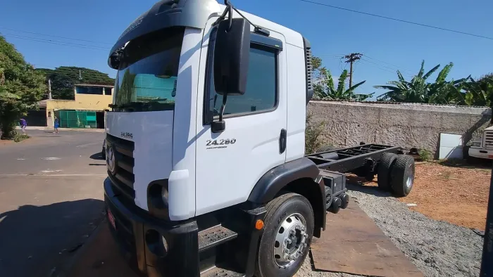 VOLKS 24280 24.280 *TROCA E FINANCIA*
