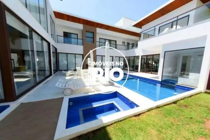 Casa no Condomínio Santa Mônica Jardins à venda
