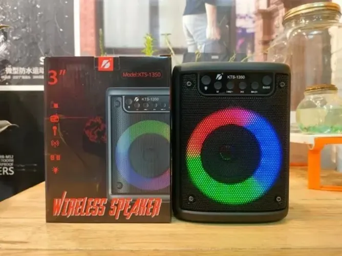 Caixa de Som Portátil KTS-1582 com LED 10W Bluetooth - Perfeita para Festas e Karaokê
