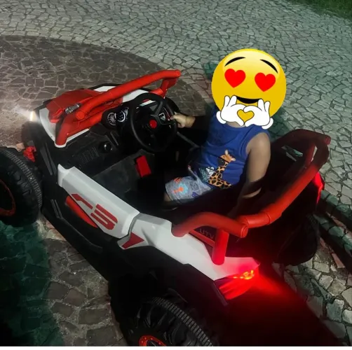 Carrinho elétrico infantil 