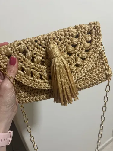 Bolsa de Crochê Dourada com Detalhes (sob encomenda)