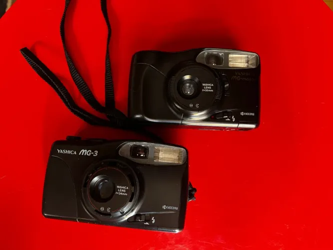Câmera yashica mg-3 e mg-motor 