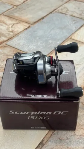 Carretilha Shimano Scorpion 151 XG DC - usada 1X