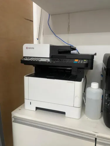 Vende-se impressora e xerox preto e branco 