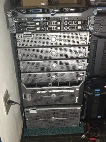 Computadores e servidores Dell,de rack,CPU, e Desktop,varios modelos,tenho outros.