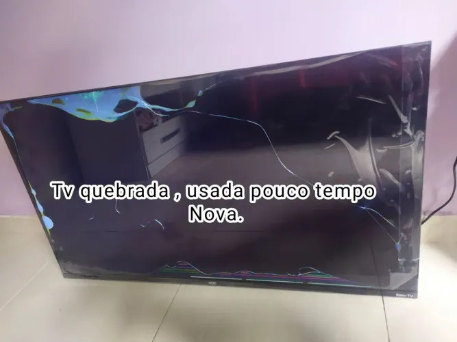 VENDO PEÇAS DA TV LED AOC Roku 42 polegadas (Smart) (TV QUEBRADA) 