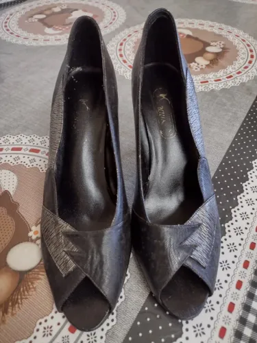 Sapato Salto Alto Número 38 Elegante