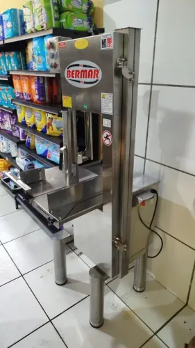 Serra fita para açougues BERMAR (Leiam o anúncio) 