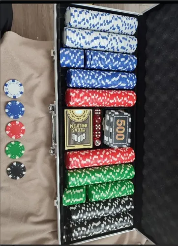 maleta de poker jogo com 500 fichas + baralho Texas Holdem COPAG
