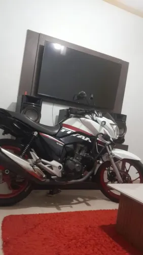 Vende-se um moto 