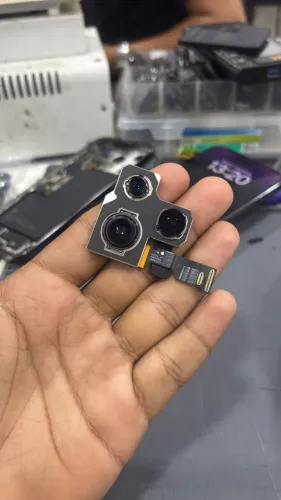 Camera Original de 14 Pro Max - retirada 