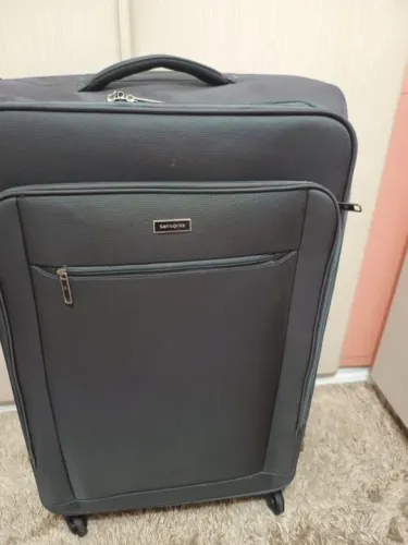 Mala viagem Samsonite- cinza- tamanho média-67cmx45cmx27cm
