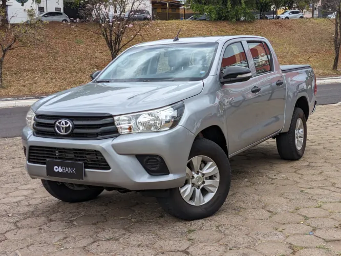 Toyota Hilux CD 4X4 2.8 Diesel Mec. 2017
