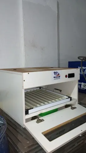 Chocadeira Gpr50 Ovos Elétrica E Automática Com Grades