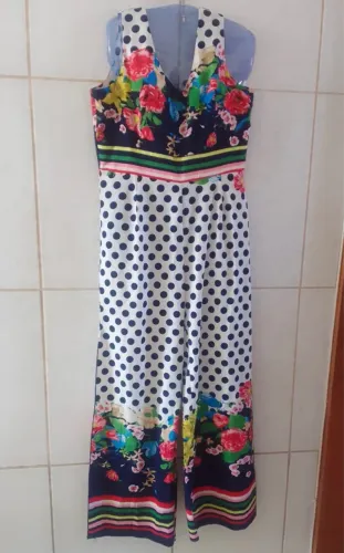 Macacão Floral e Poá (M/G) NOVO