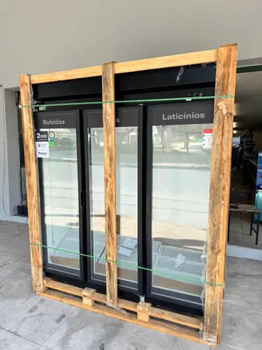 Lançamento da marca fricon - balcão auto serviço 3 portas - refrigerado