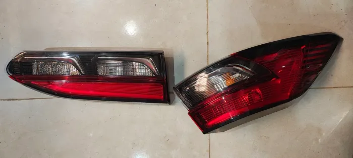 Lanternas Corolla Cross 24/25 LE