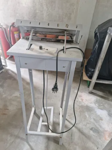 Máquina de selar