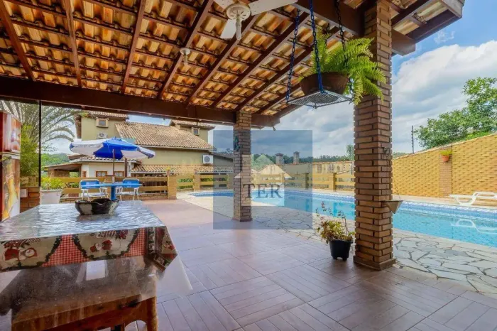 Casa de Campo Alto Padrão com 5 dormitórios à venda, 2400 m² por R$ 1.625.000 - Pirucaia -