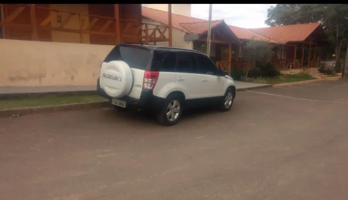 Suzuki Grand Vitara 2.0 16V 4x2/4x4 5P Aut. 2012