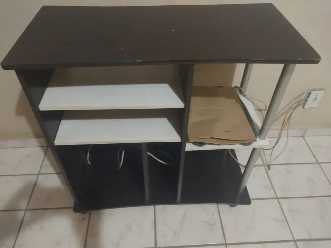 vendo um rack 