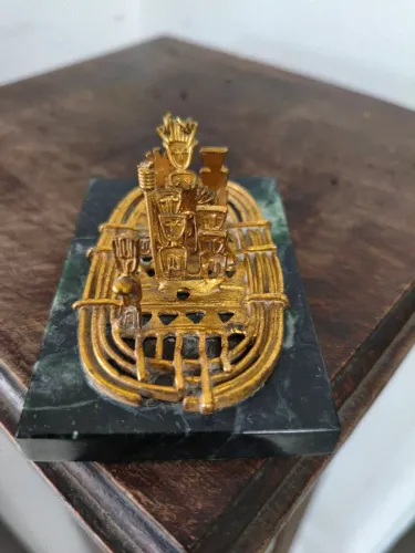 Peça de arte pré colombiana Balsa Maiusca"
