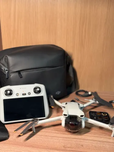 VENDO DRONE DJI MINI 3 RC