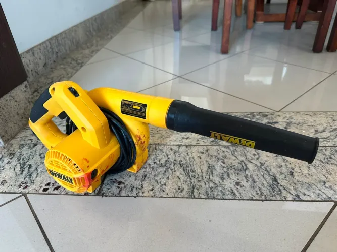 DWB800-BR SOPRADOR/ASPIRADOR VELOCIDADE VARIAVEL