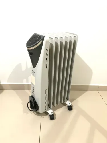 Aquecedor Philco a óleo