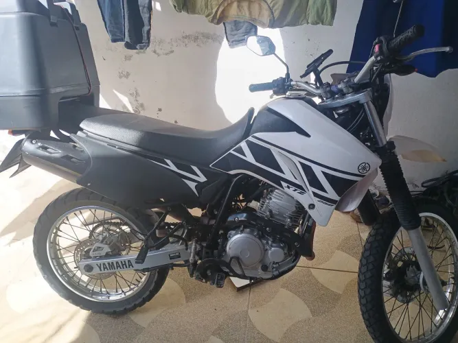 Lander2013 muito bem conservada 