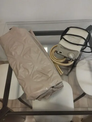 Colchão pneumático MedLevensohn com motor completo e pouquíssimo usado