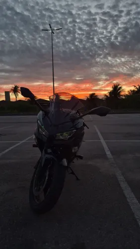 VENDO KAWASAKI NINJA 400 EXTRA !