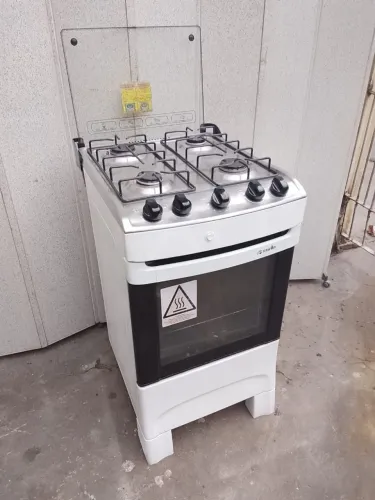 VENDE-SE FOGÃO MULLER 4 BOCAS NO PRECINHO ?