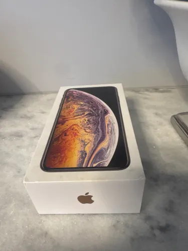 Caixa iPhone XS Max 512 GB