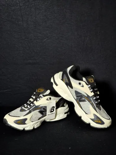 Tenis New Balance Tamanho 41/42 NOVO