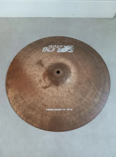## Prato de bateria Solo Pro Master Power Crash 16, liga B8, sem detalhes, ótima opção!!