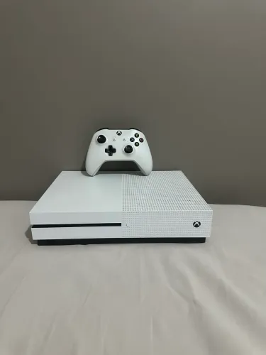 *XBOX ONE S*
