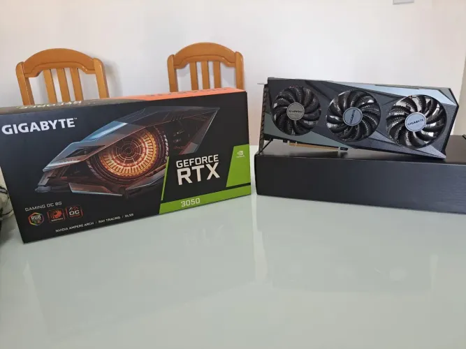 Placa de video RTX 3050 8gb gigabyte